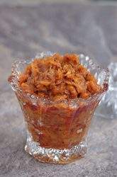 Indian style Apple pickle / thokku