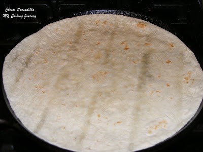 cheese quesedilla %%