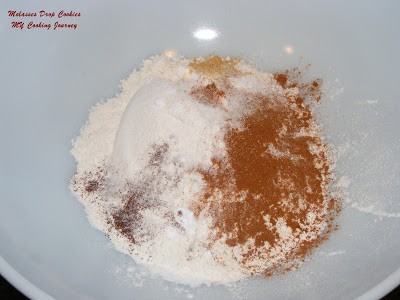 Molasses drop cookies %%