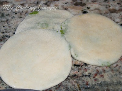 Green peas kachori with Spicy Dum Aloo %%