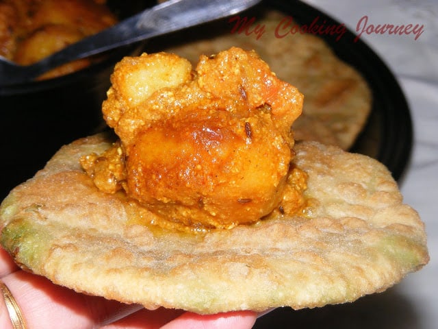 Green peas kachori with Spicy Dum Aloo %%