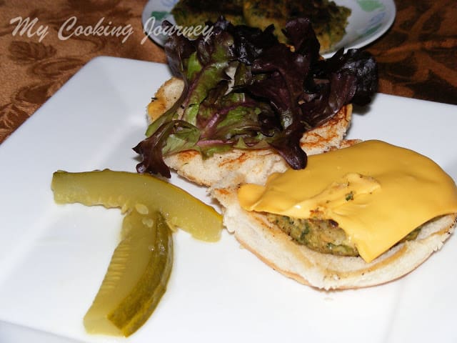 White bean and greens burger %%