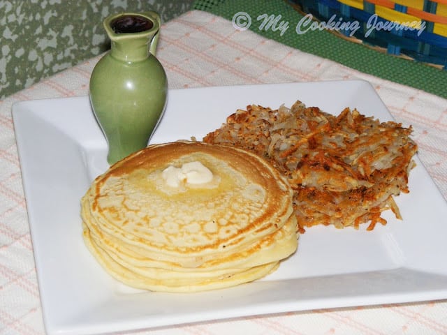 American breakfast Pancakes and Hashbrowns %%