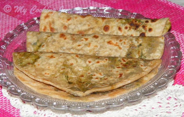 Stuffed methi paratha %%