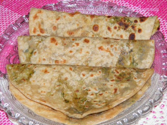 Stuffed methi paratha %%