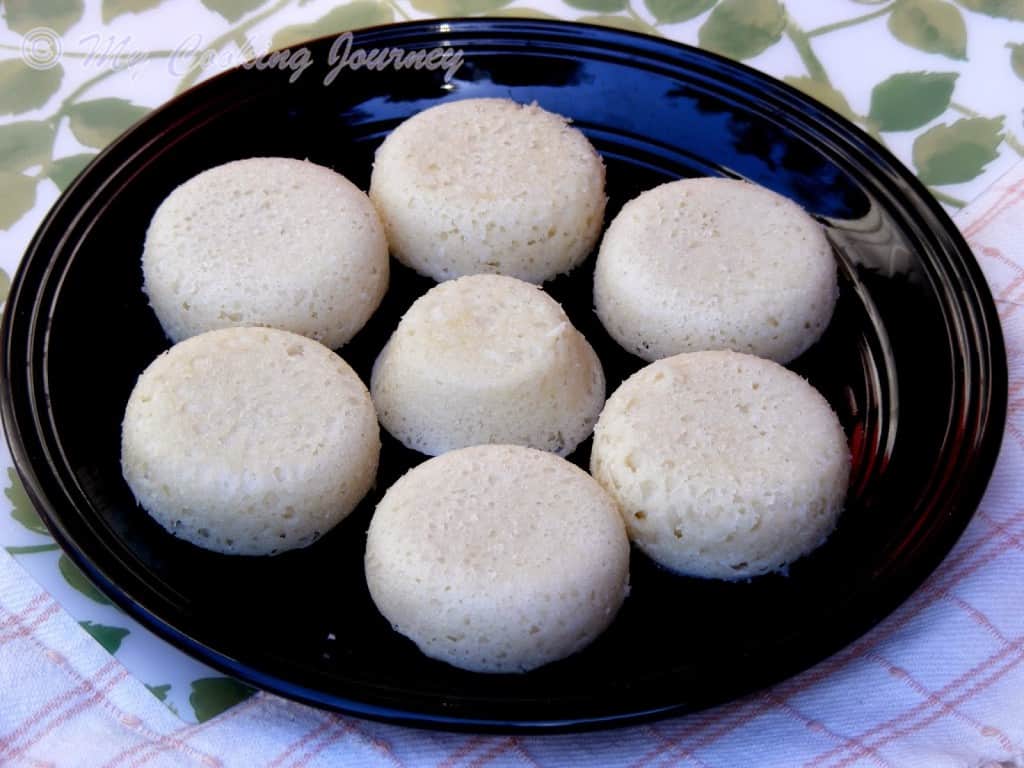 Goa Sannas with Special coconut chutney Goa Sannas with Special coconut chutney %%