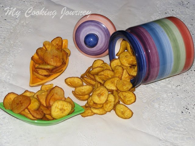 Nenthrangai chips / Raw banana chips Nenthrangai chips / Raw banana chips