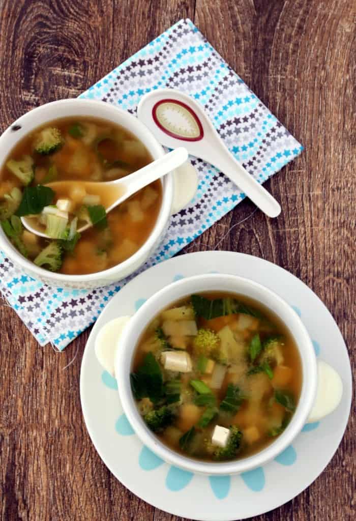 Miso Soup with Tofu – Vegetarian Miso Soup Miso Soup with Tofu – Vegetarian Miso Soup