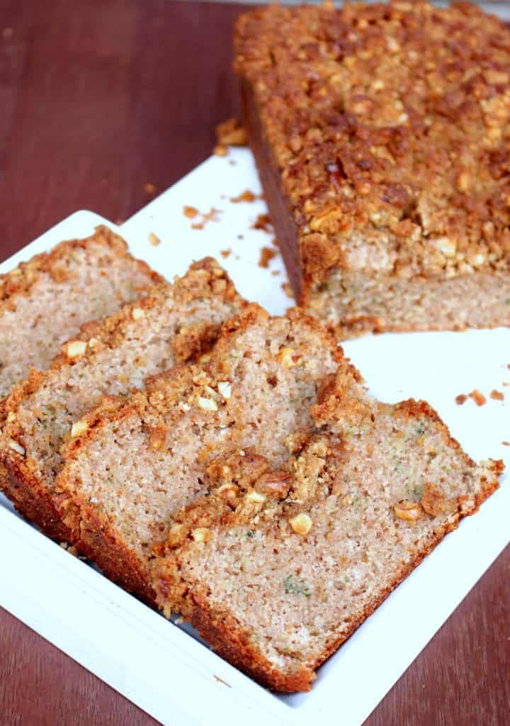 Zucchini Bread with Walnut Crumble Topping – Egg less Zucchini Bread Zucchini Bread with Walnut Crumble Topping – Egg less Zucchini Bread