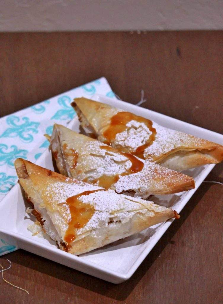 Apple Turnovers with Phyllo (Filo) Pastry Sheets Apple Turnovers with Phyllo (Filo) Pastry Sheets