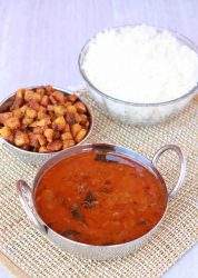 Vengaya Vathal Kuzhambu