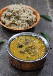 Kathirikkai Gothsu | Eggplant / Brinjal Gothsu
