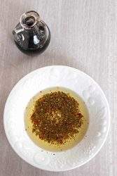 How to make Garlic and herb dipping oil