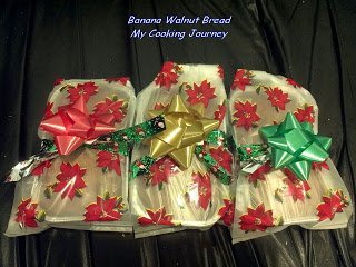 Banana walnut bread