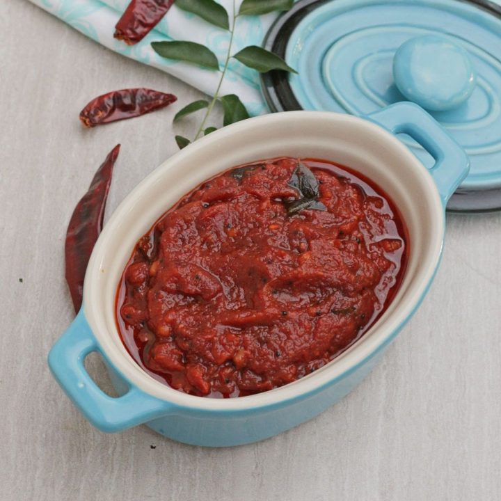 red kara chutney in a bowl