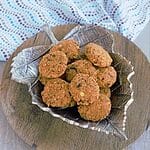 Aama vadai in a plate