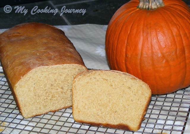 Pumpkin Yeast bread %%