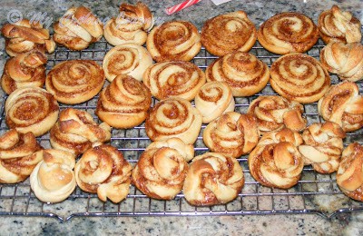 Kanel Snegle/Kanelbullar – Swedish Cinnamon Snails/Rolls Kanel Snegle/Kanelbullar – Swedish Cinnamon Snails/Rolls