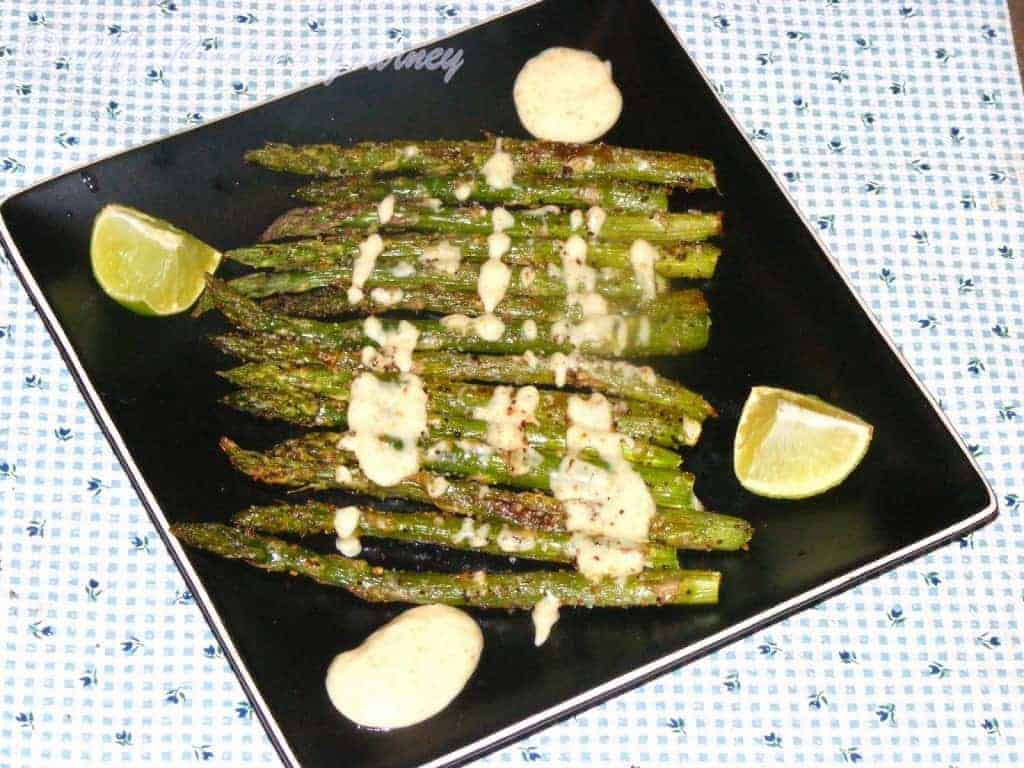 Roasted Asparagus With Creamy Dipping Sauce