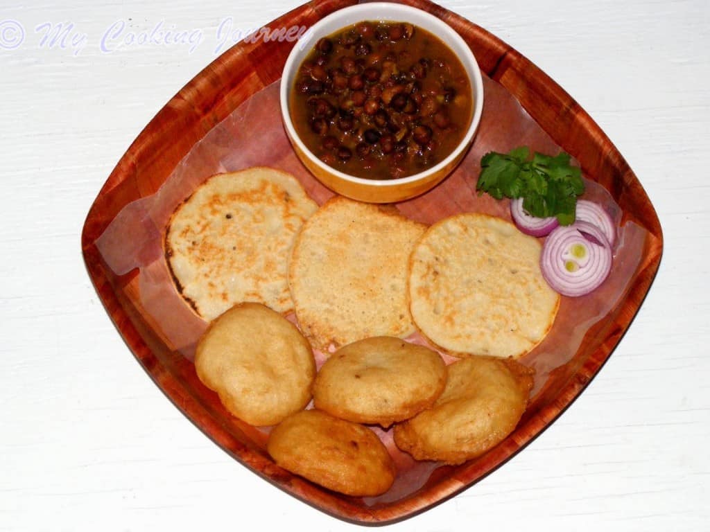 Dhuska and Ghugni Dhuska and Ghugni