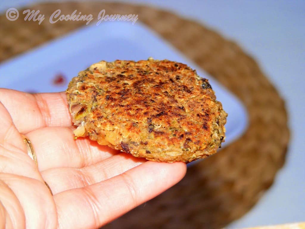 Broccoli Quinoa and Beans Fritters %%