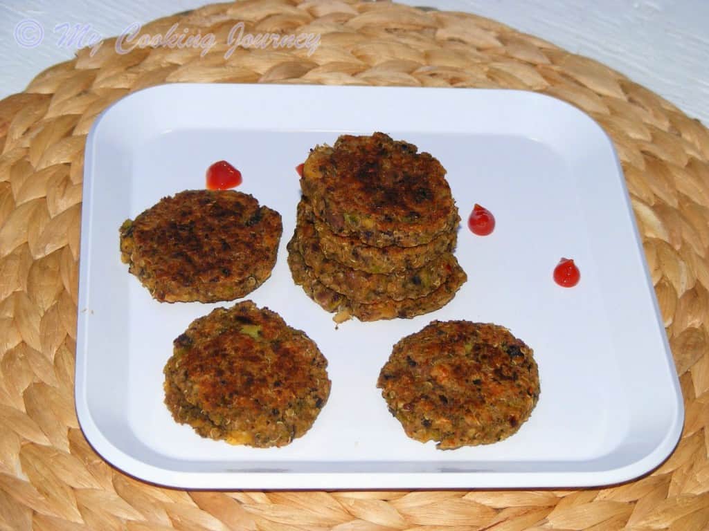 Broccoli Quinoa and Beans Fritters %%