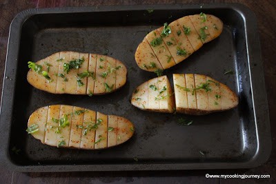 Scored Potatoes – Spicy Scored Baked Potatoes Scored Potatoes – Spicy Scored Baked Potatoes