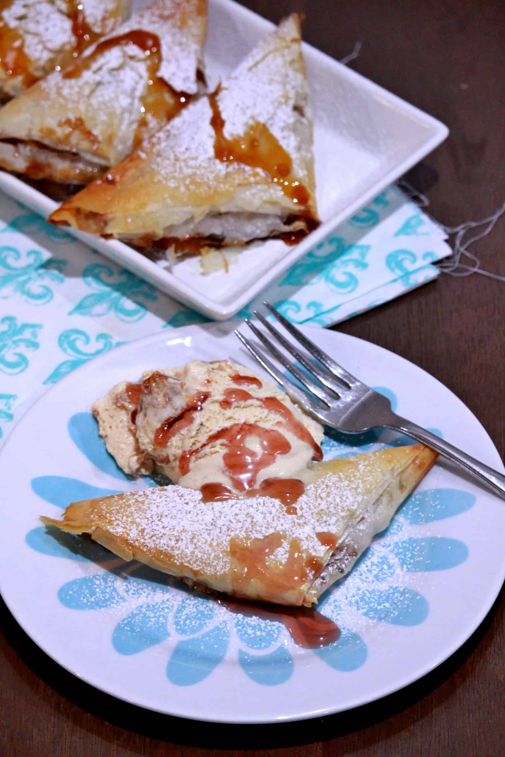 Apple Turnovers with Phyllo (Filo) Pastry Sheets Apple Turnovers with Phyllo (Filo) Pastry Sheets