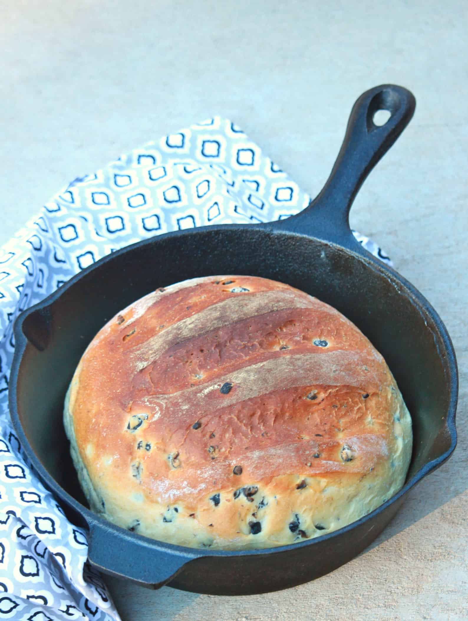 Moroccan Olive Bread - Vegan Olive Bread Moroccan Olive Bread - Vegan Olive Bread in a pan
