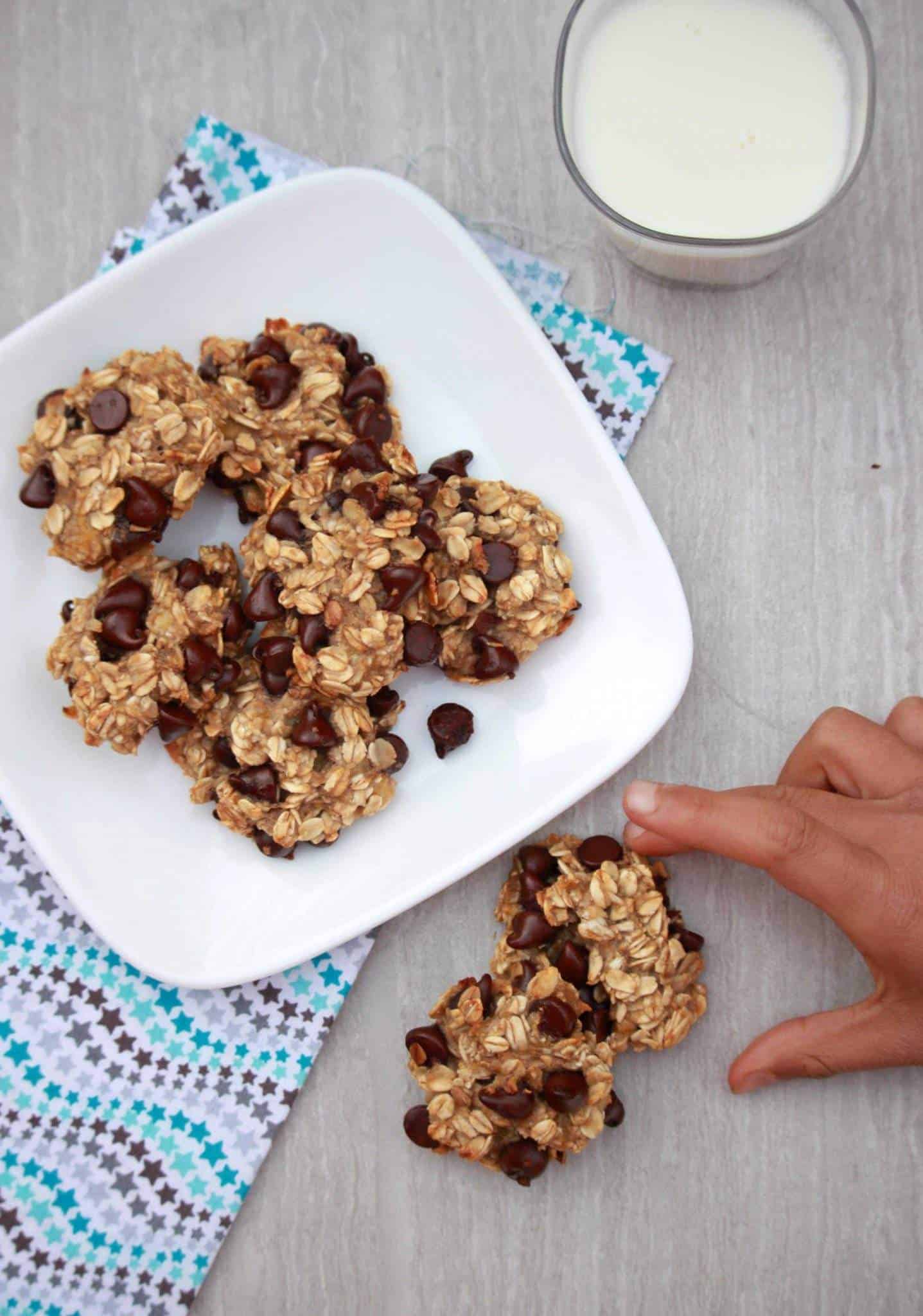 3 Ingredient Banana Oatmeal Chocolate Chip Cookies