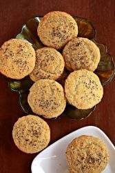 lemon chia seeds muffin