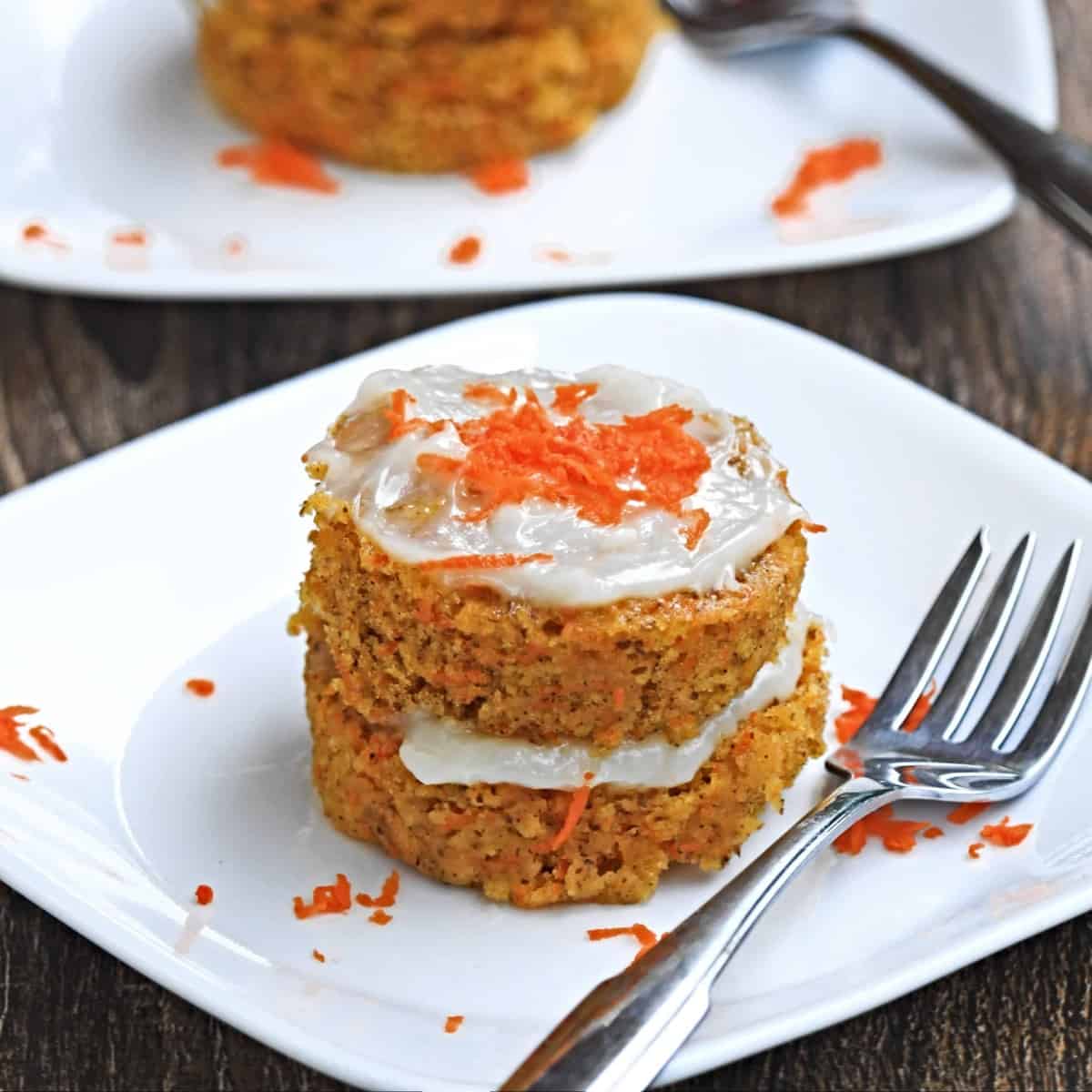 Морковный торт с соленой карамелью