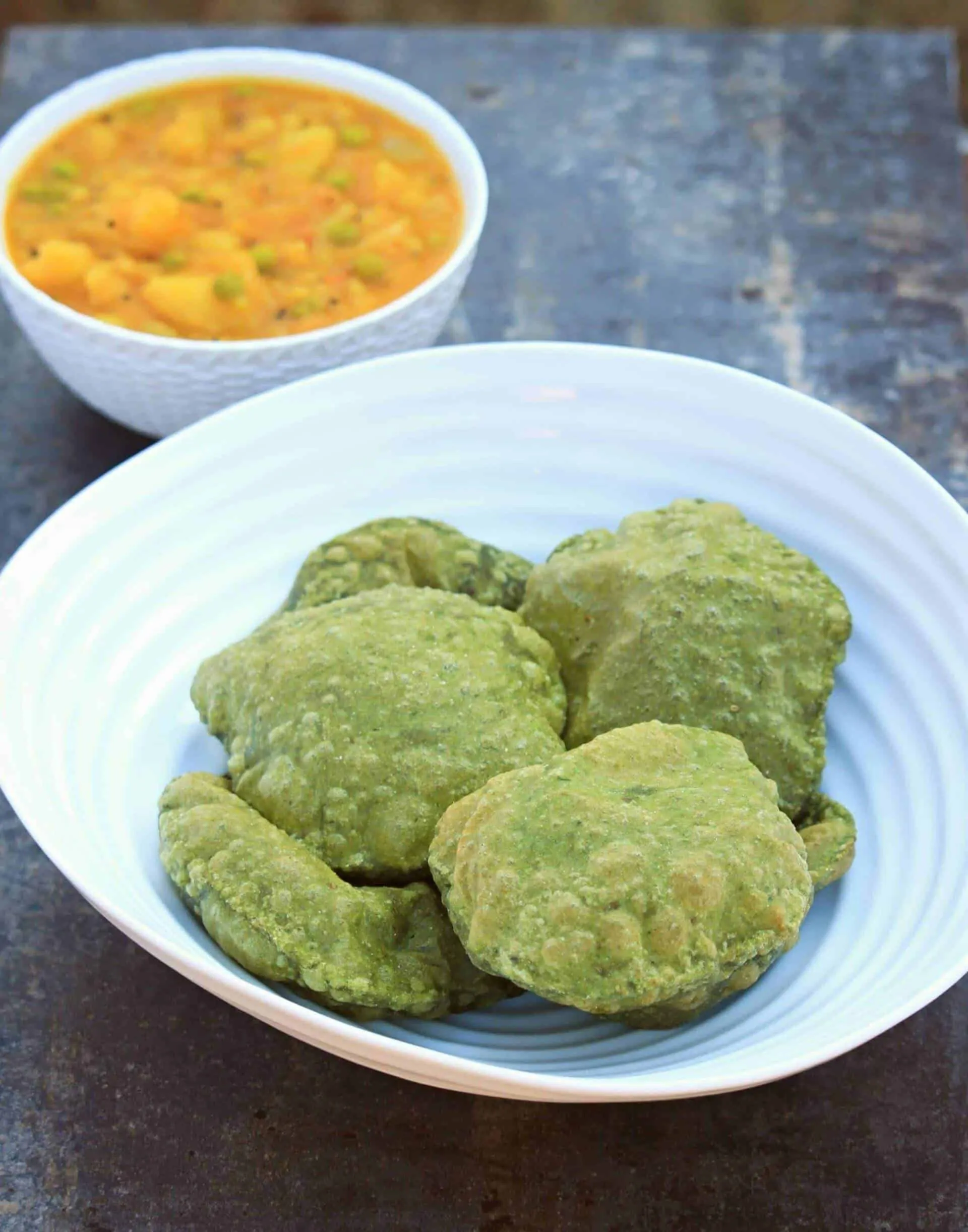 Palak Puri | Spinach Poori | Deep Fried Spinach Flatbread Palak Puri | Spinach Poori | Deep Fried Spinach Flatbread