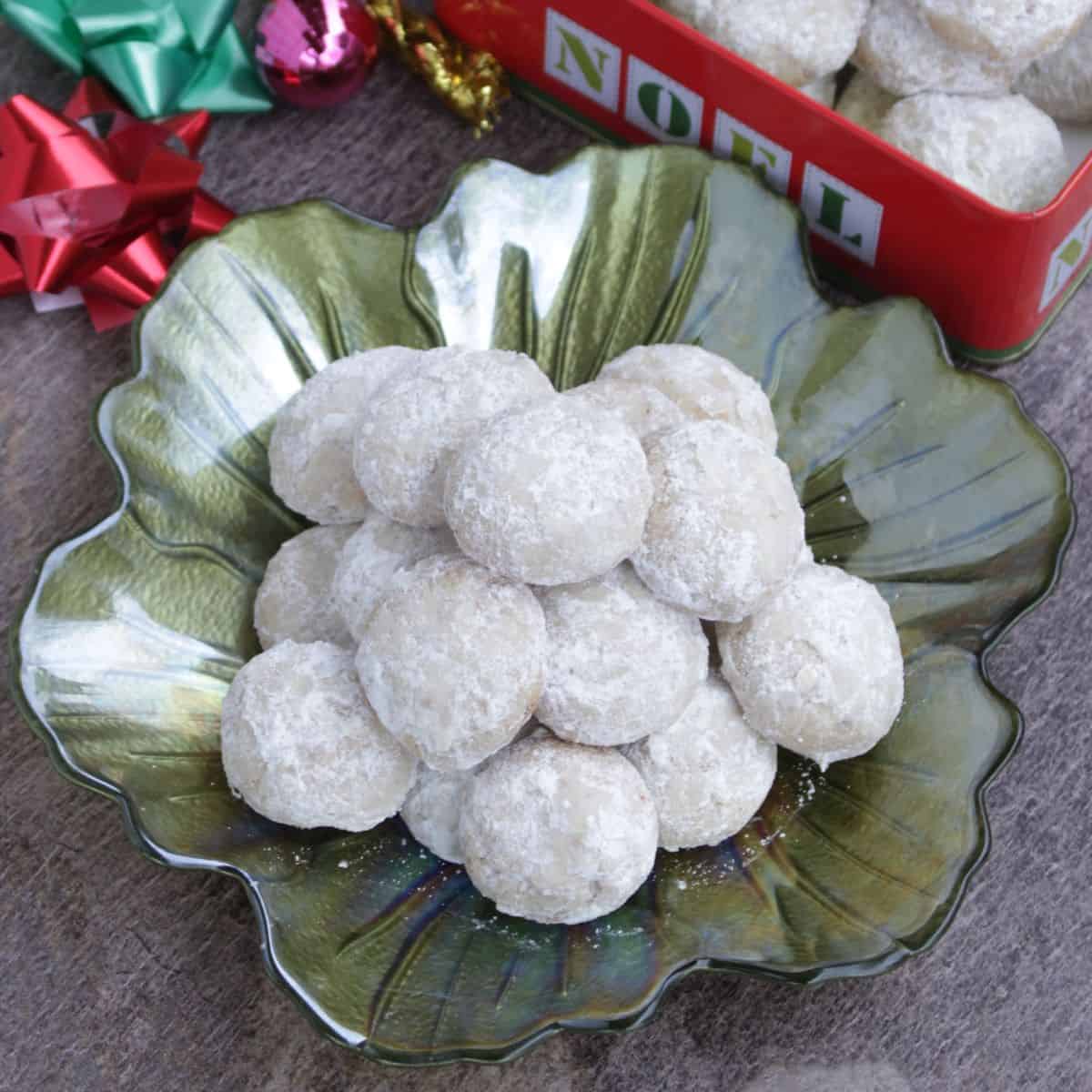 Mexican Wedding Cookies | Hazelnut Butter Balls - My Cooking Journey