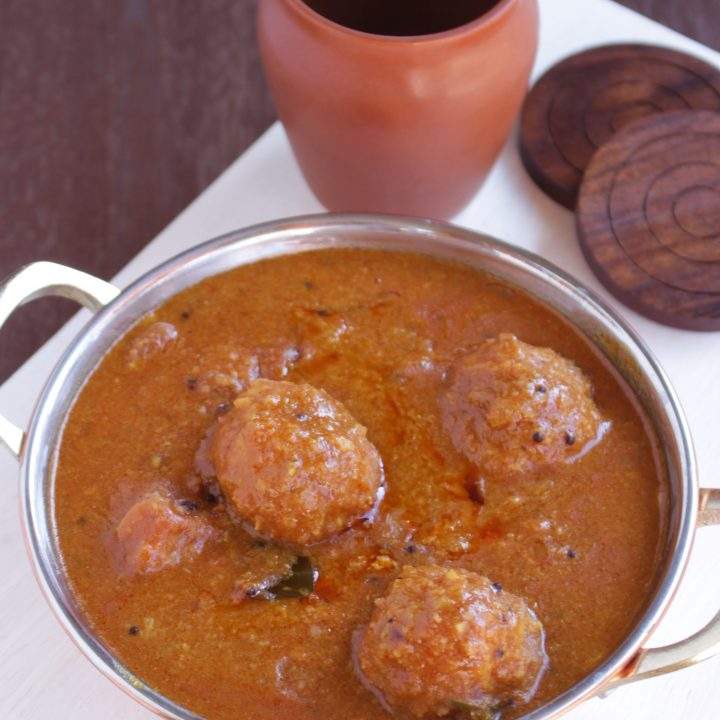 Chettinad Paruppu Urundai Kuzhambu | Spicy Stew with Lentil Balls