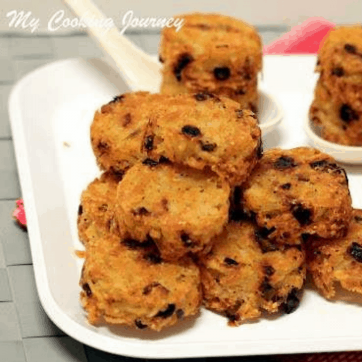 Baked Cheesy Hash Brown Cups in a Plate