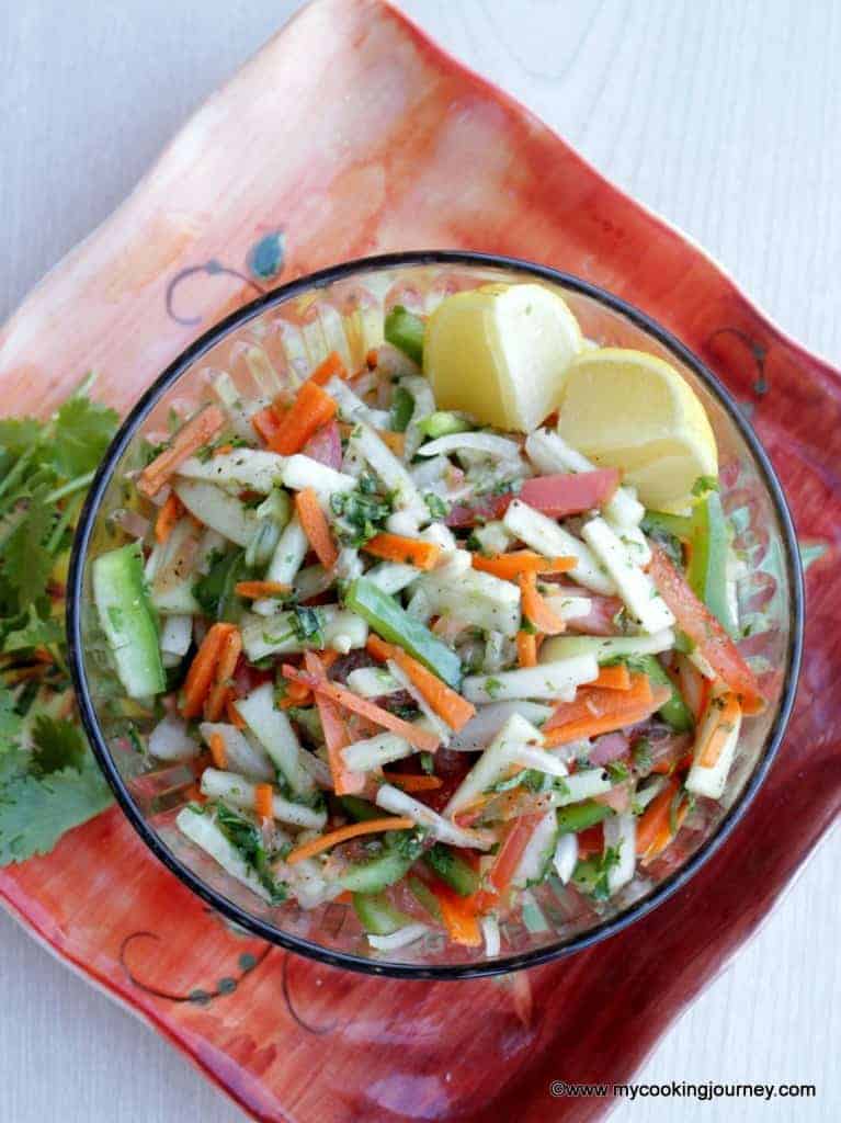 Kachumber – Simple Mixed Vegetable Salad in a bowl