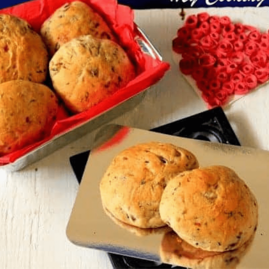 Savory Onion Buns Bangalore Iyengar Bakery Khara Buns My Cooking