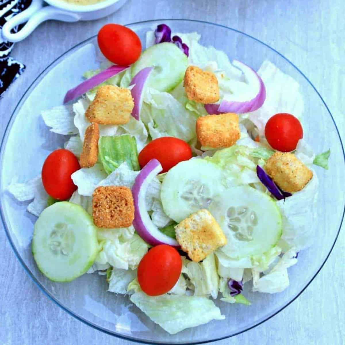 Simple Garden Salad - Featured Image