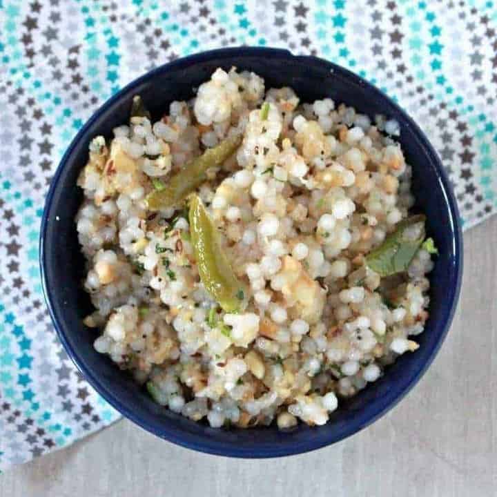 Sabudana kichadi in a blue bowl - Featured Image