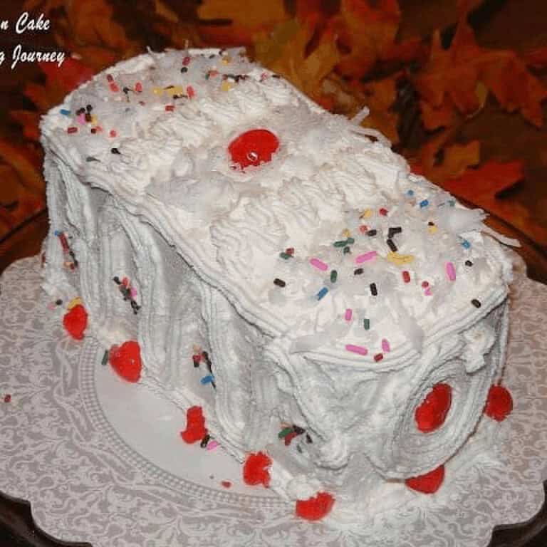 Neapolitan Cake - Feature Image