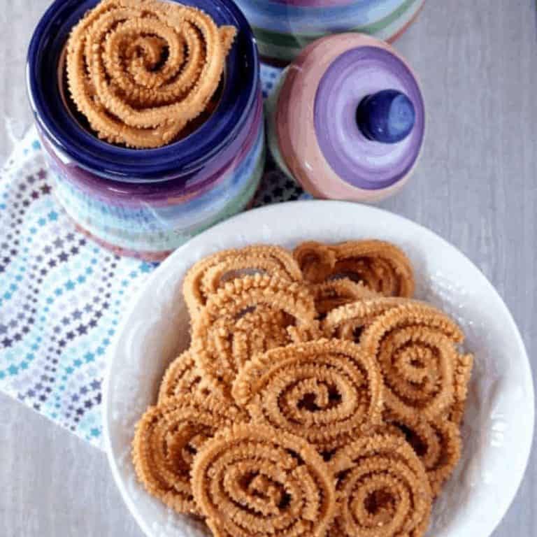 Manapparai Murukku in a jar and bowl - Feature Image
