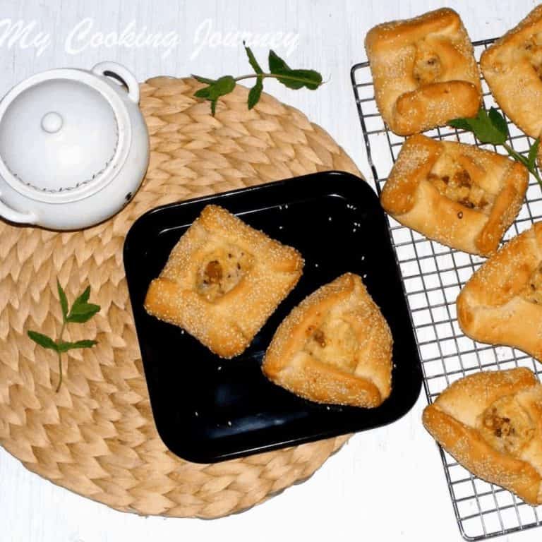 Flaounes in a plate and baking rack - Feature Image